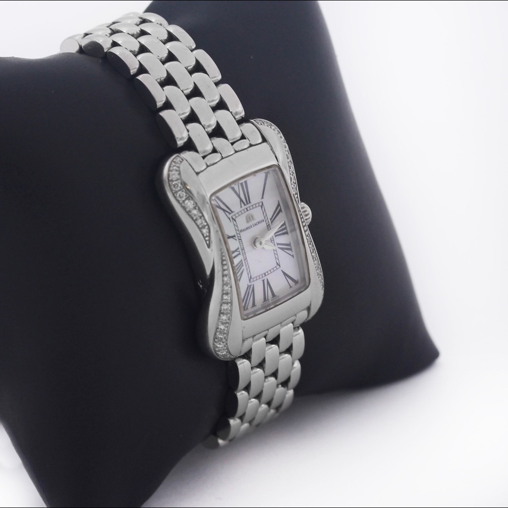 Maurice Lacroix Diamond Bezel MOP Divina 22mm Watch